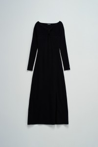 DRESS IN KNIT