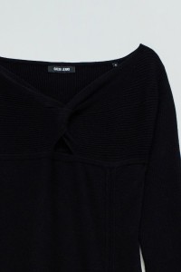 DRESS IN KNIT