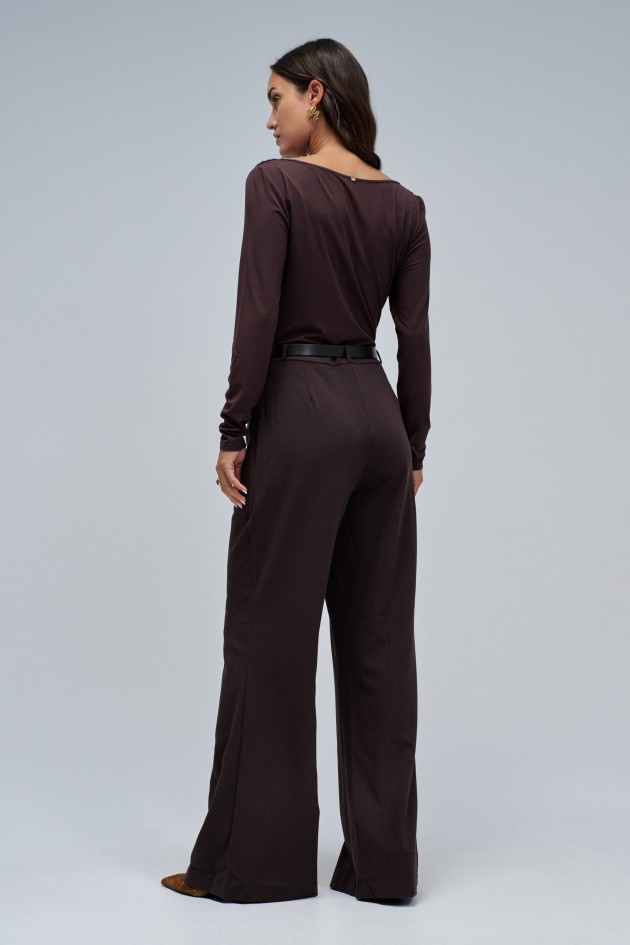 JUMPSUIT MIT GEMISCHTEN MATERIALIEN