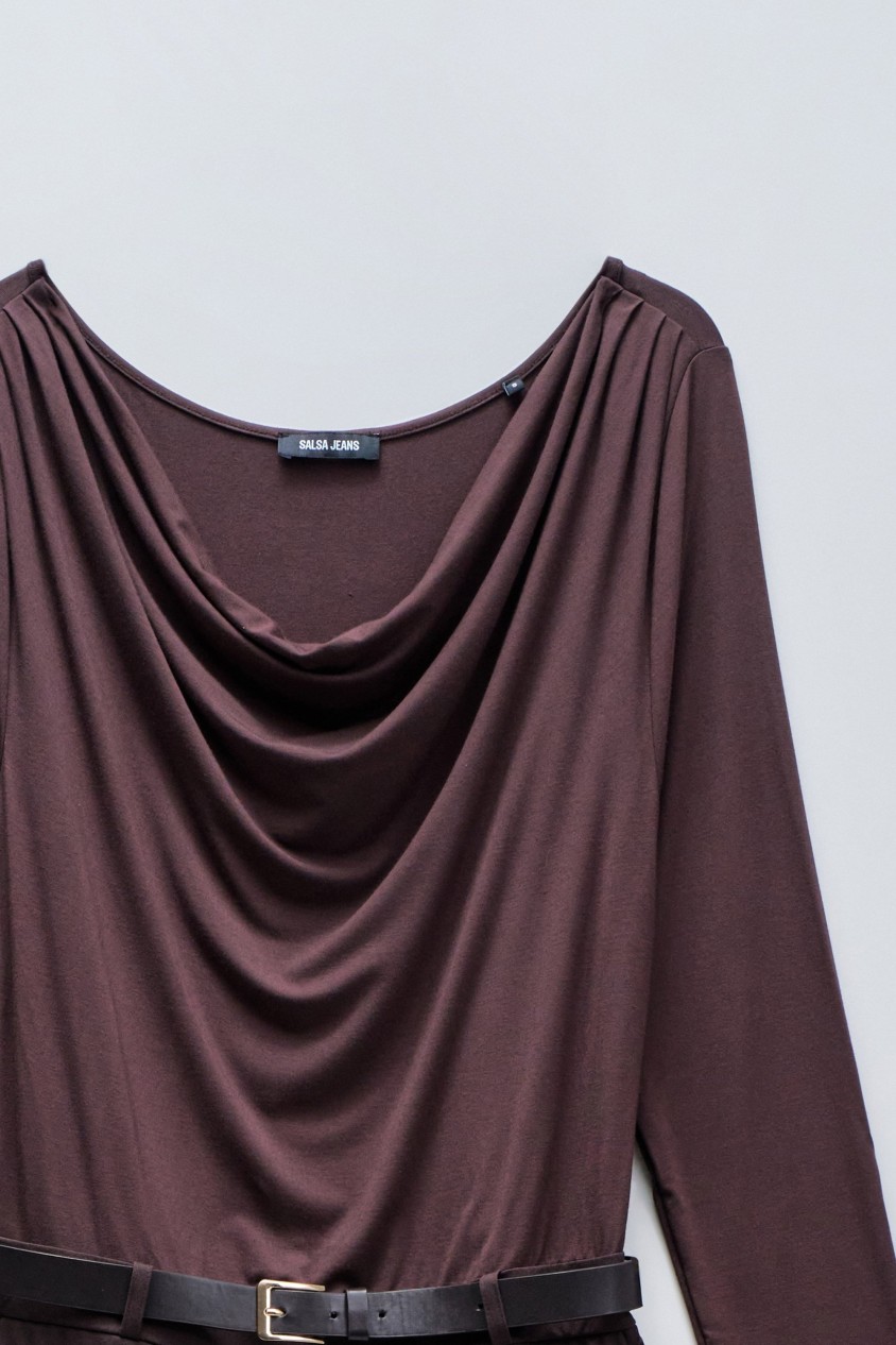 JUMPSUIT MIT GEMISCHTEN MATERIALIEN