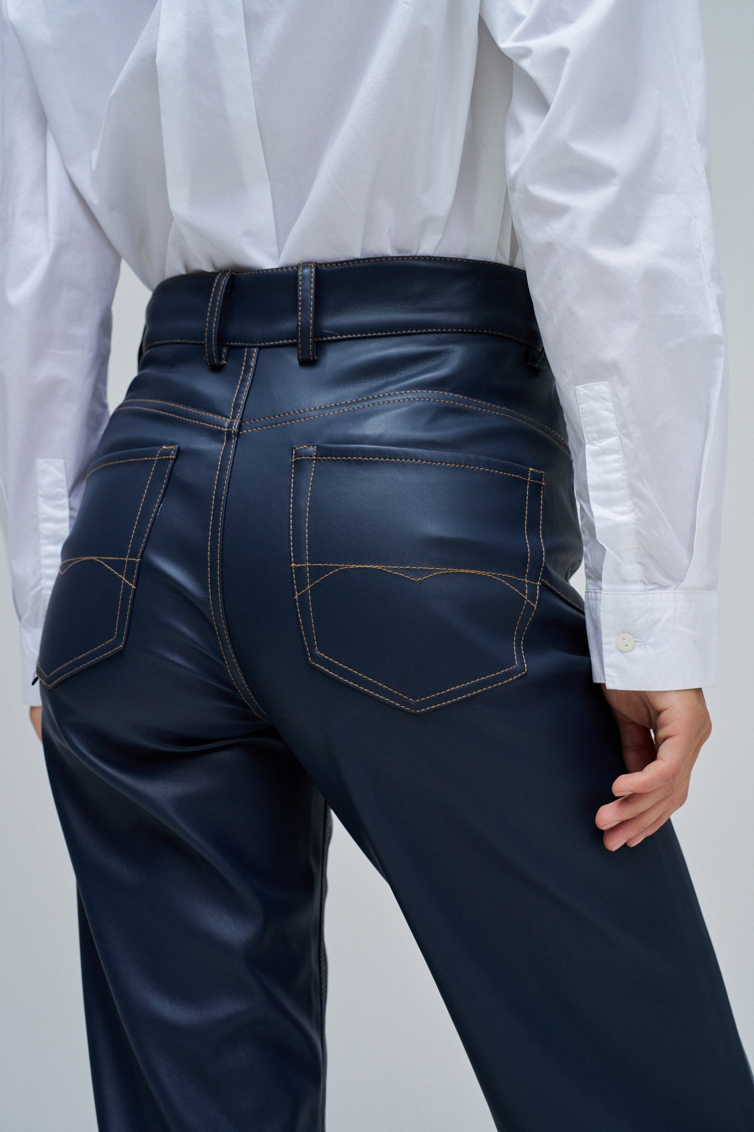 FAITH PUSH IN STRAIGHT LEATHER EFFECT JEANS