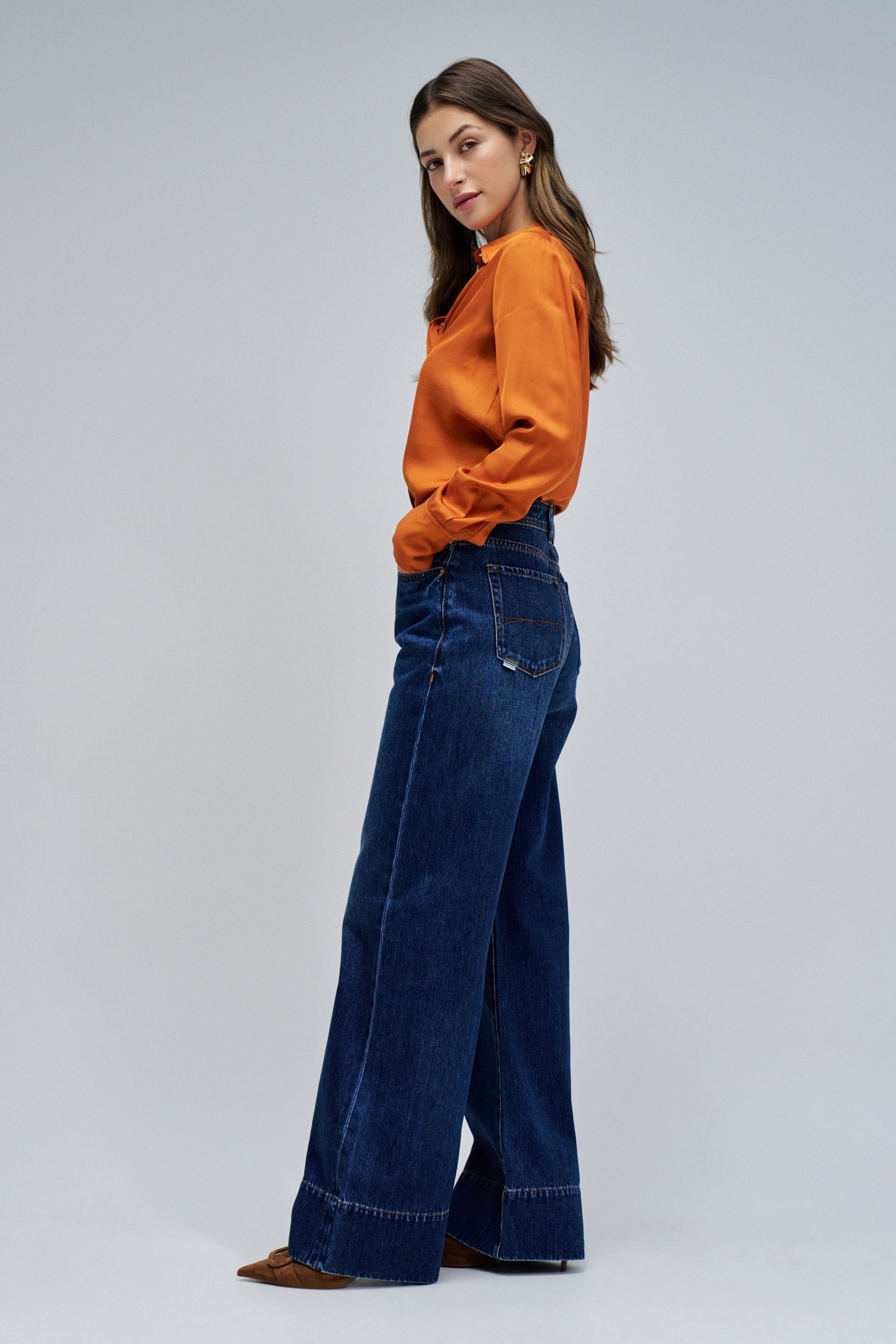 WIDE LEG JEANS