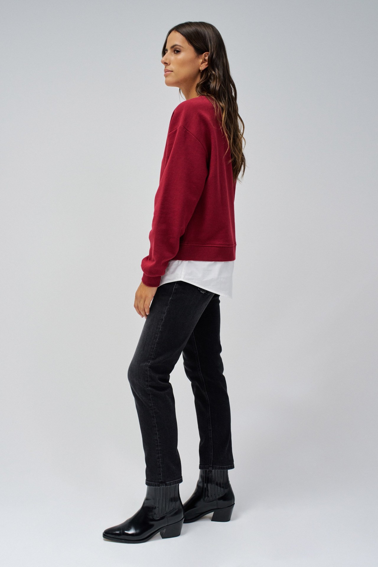 SLOUCHY CROPPED SLIM JEANS