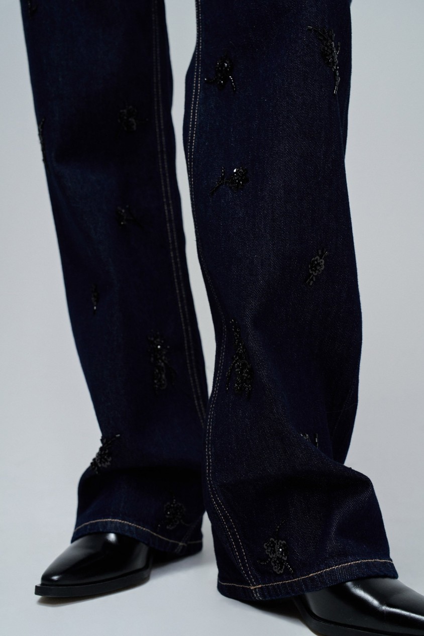 TRUE STRAIGHT JEANS
