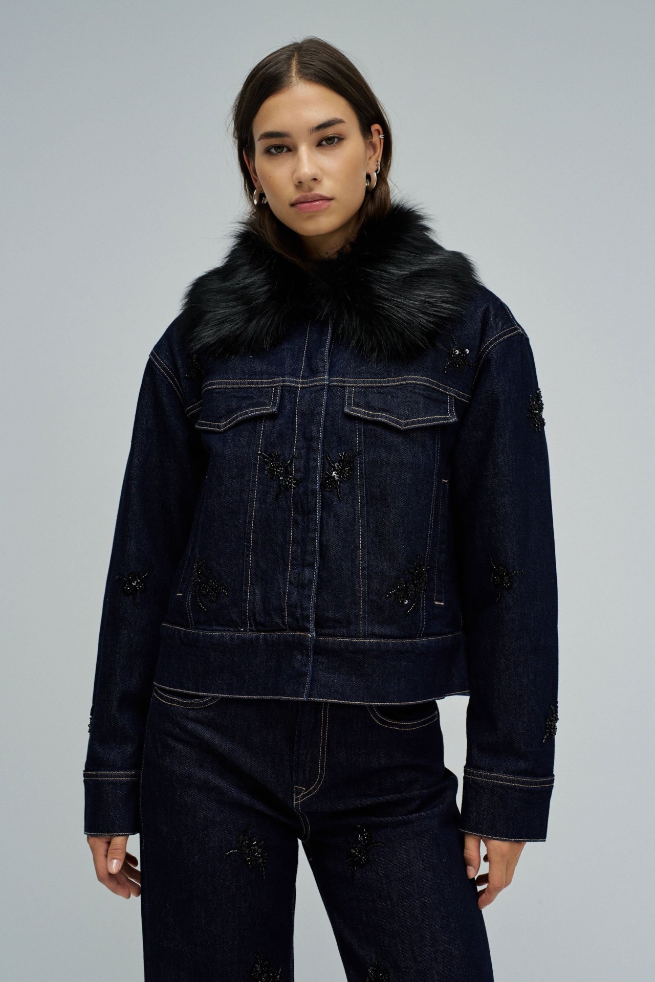 JEANSJACKE MIT FELL