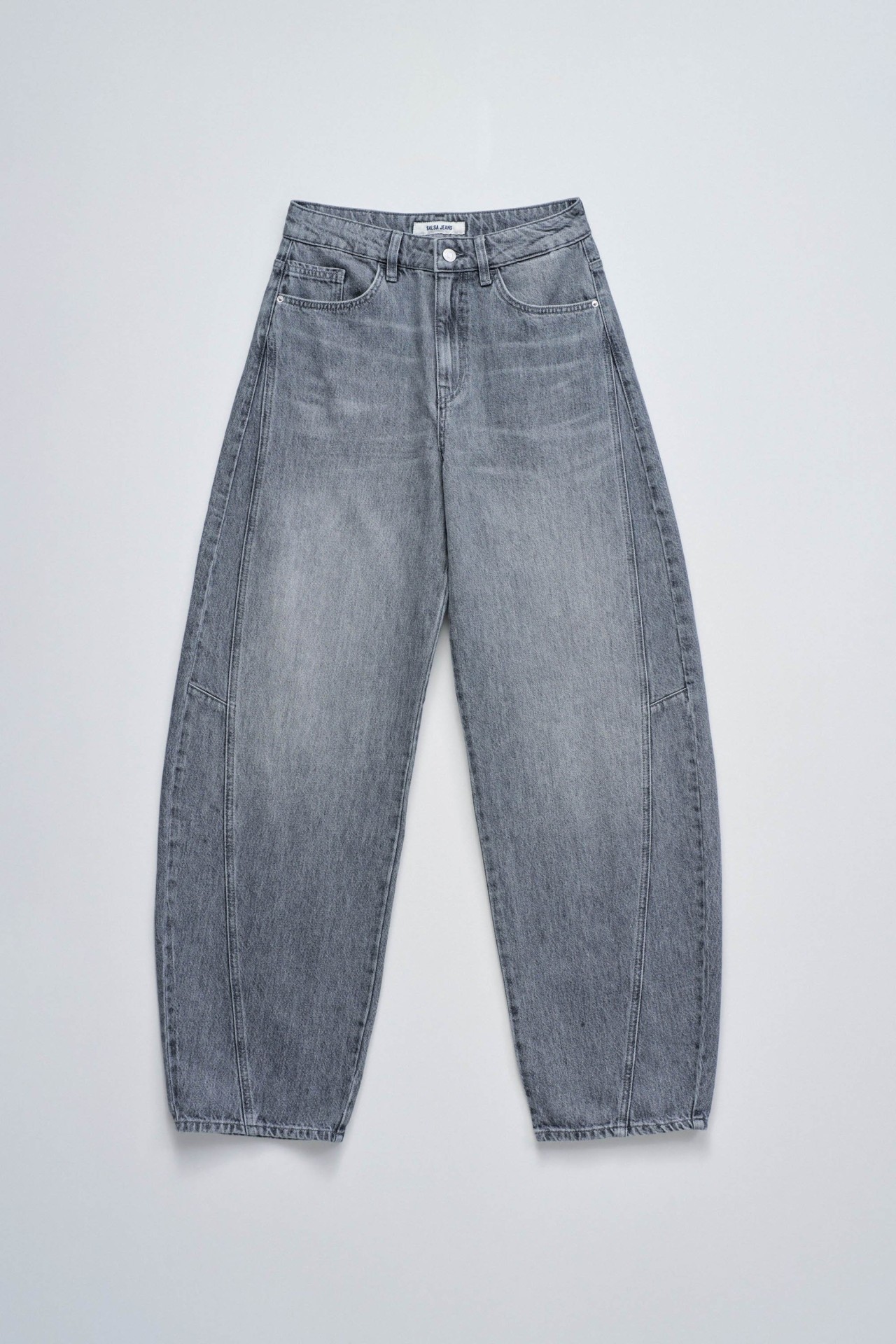 BARREL JEANS