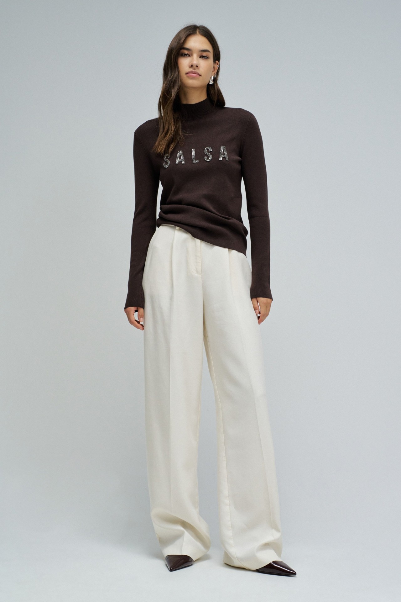 RIBBED KNIT SWEATER WITH BRANDING