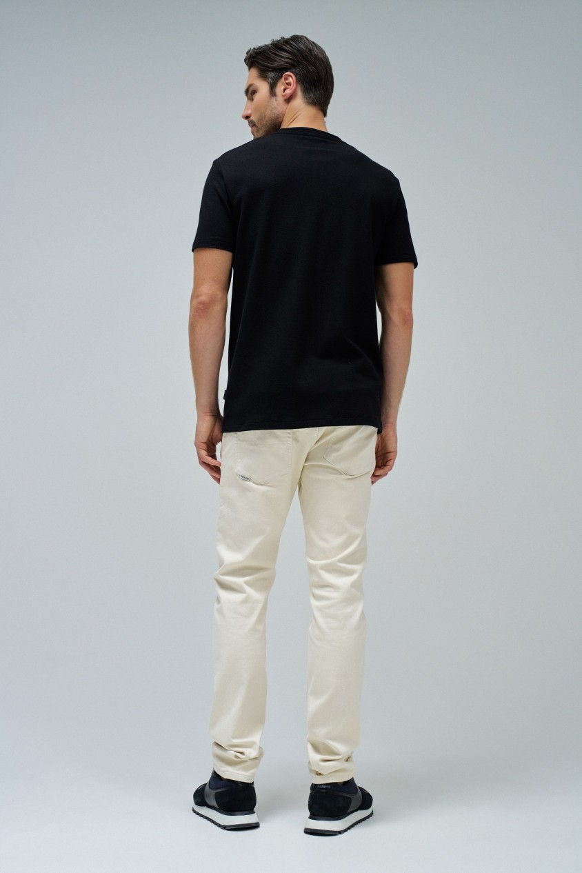 CAMISETA CON TEXTURA