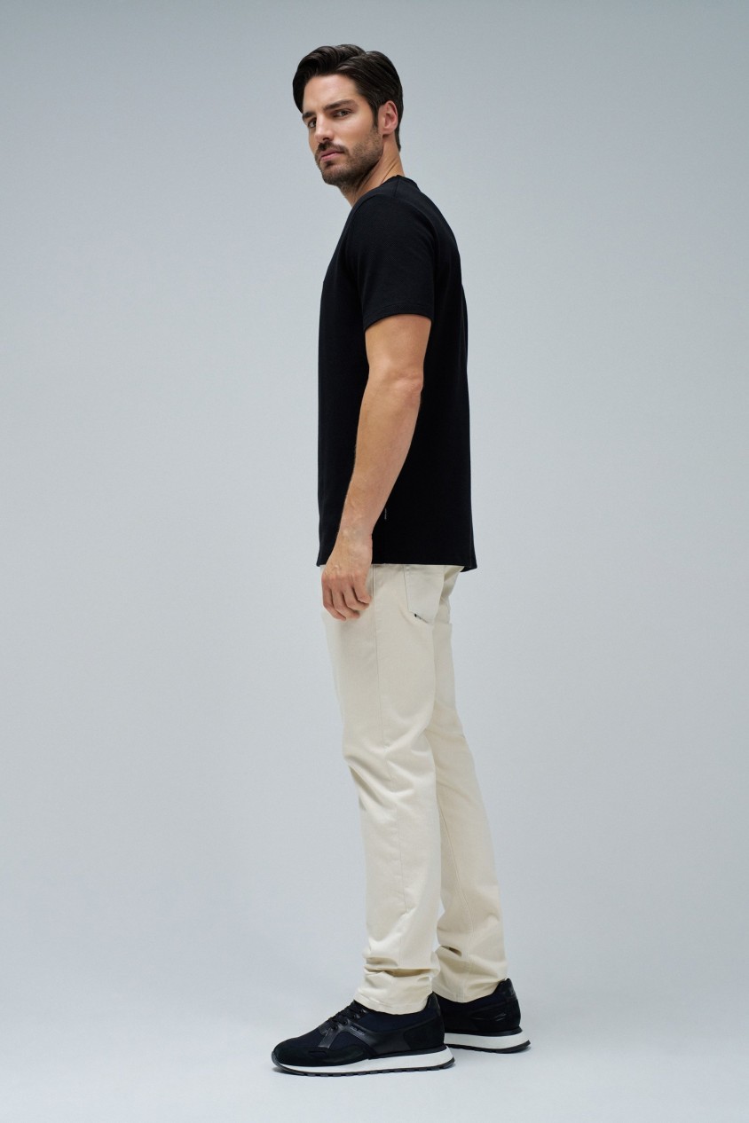 CAMISETA CON TEXTURA