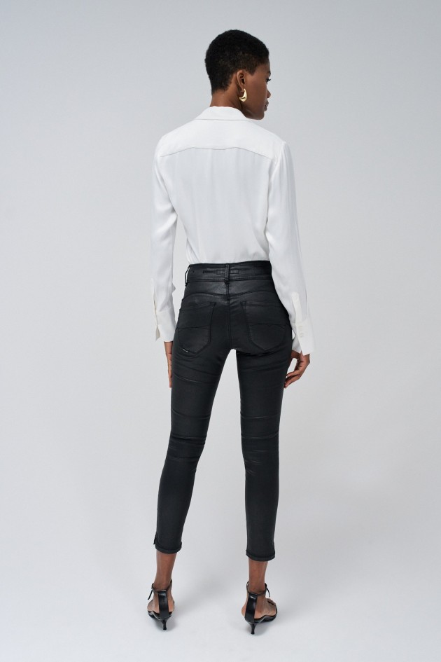 VAQUEROS SECRET PUSH IN CROPPED SKINNY