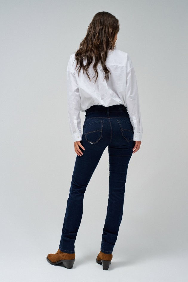 SECRET PUSH IN SLIM SOFT TOUCH JEANS