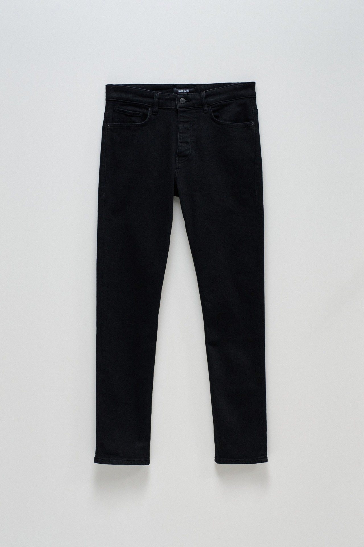 SLIM FIT JEANS