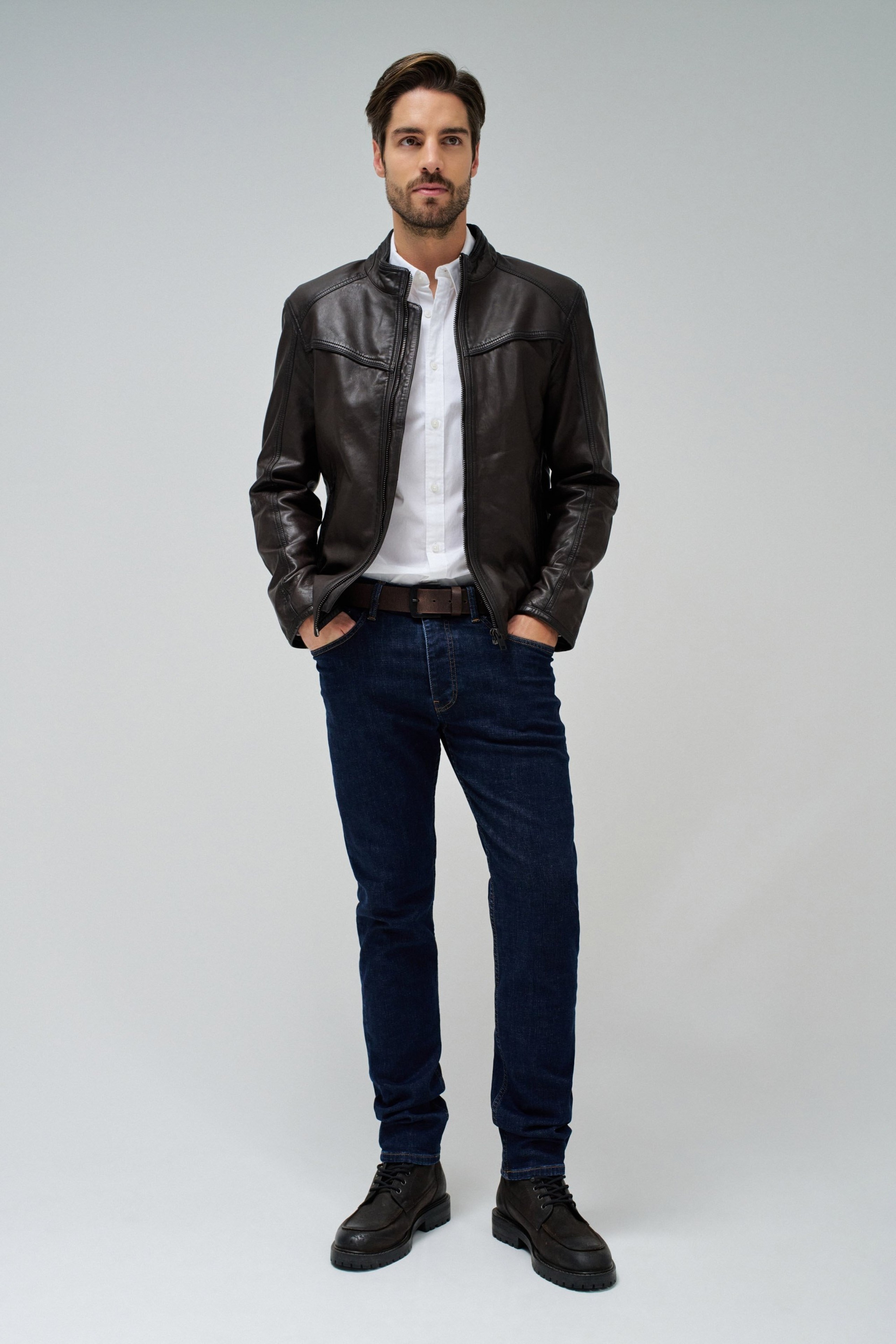 VAQUEROS REGULAR FIT