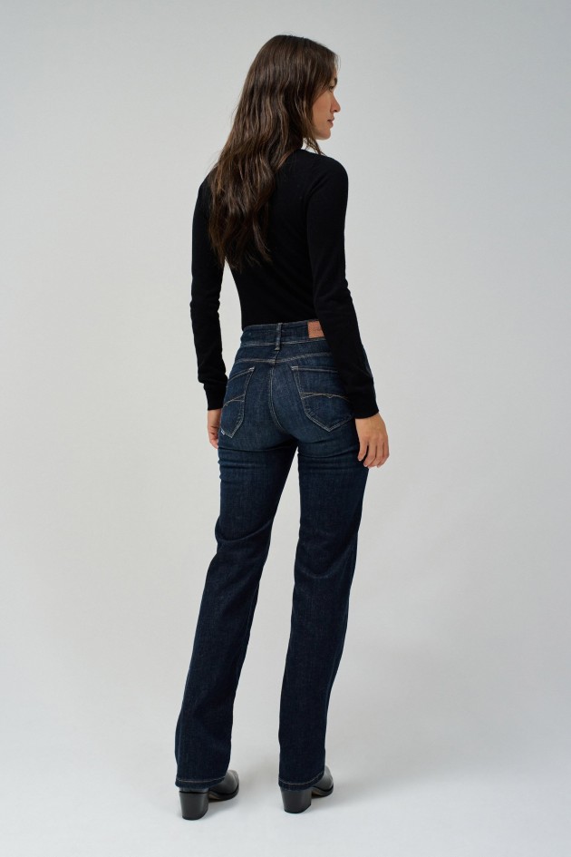 JEANS SECRET PUSH IN STRAIGHT