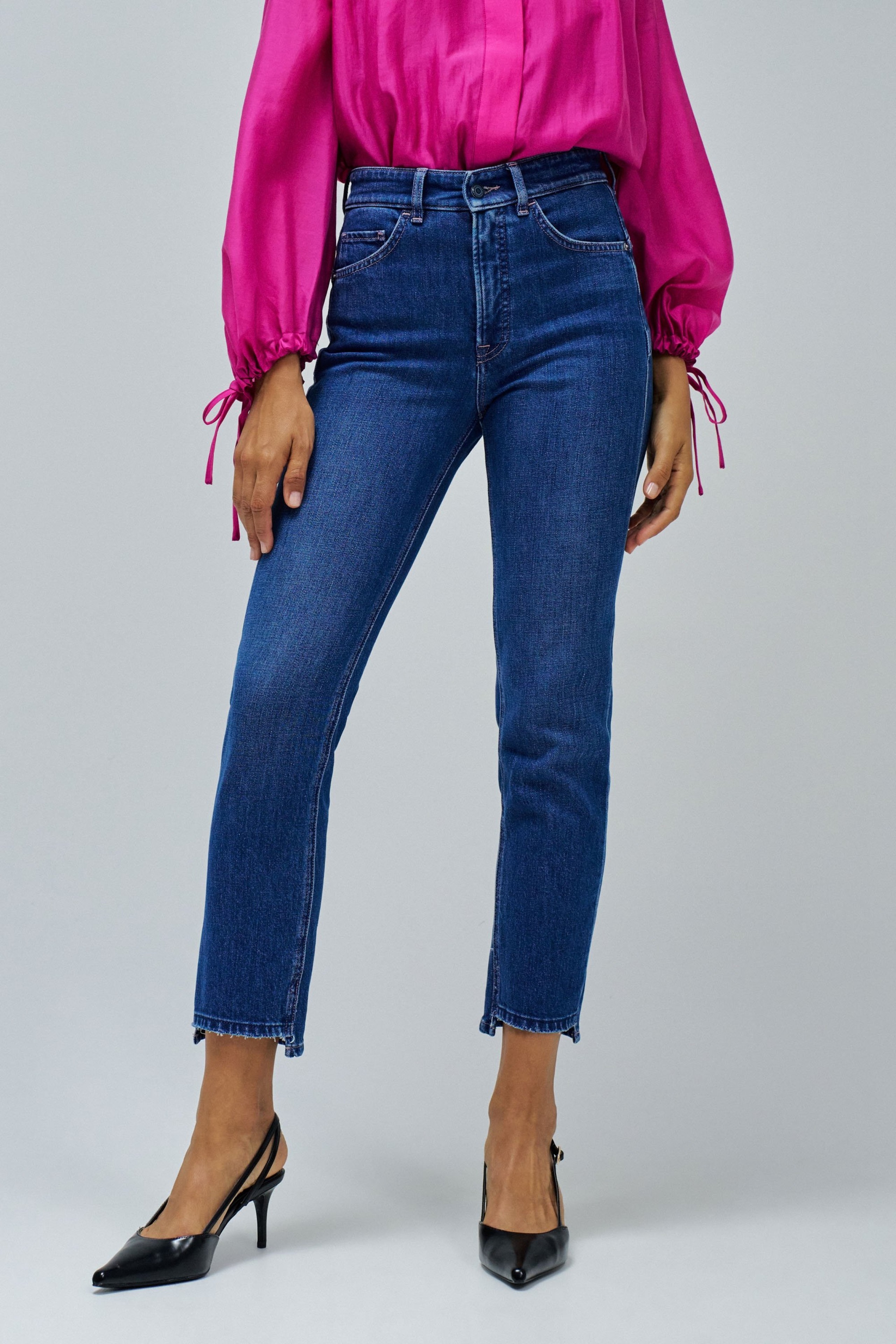 FAITH PUSH IN CROPPED SLIM JEANS