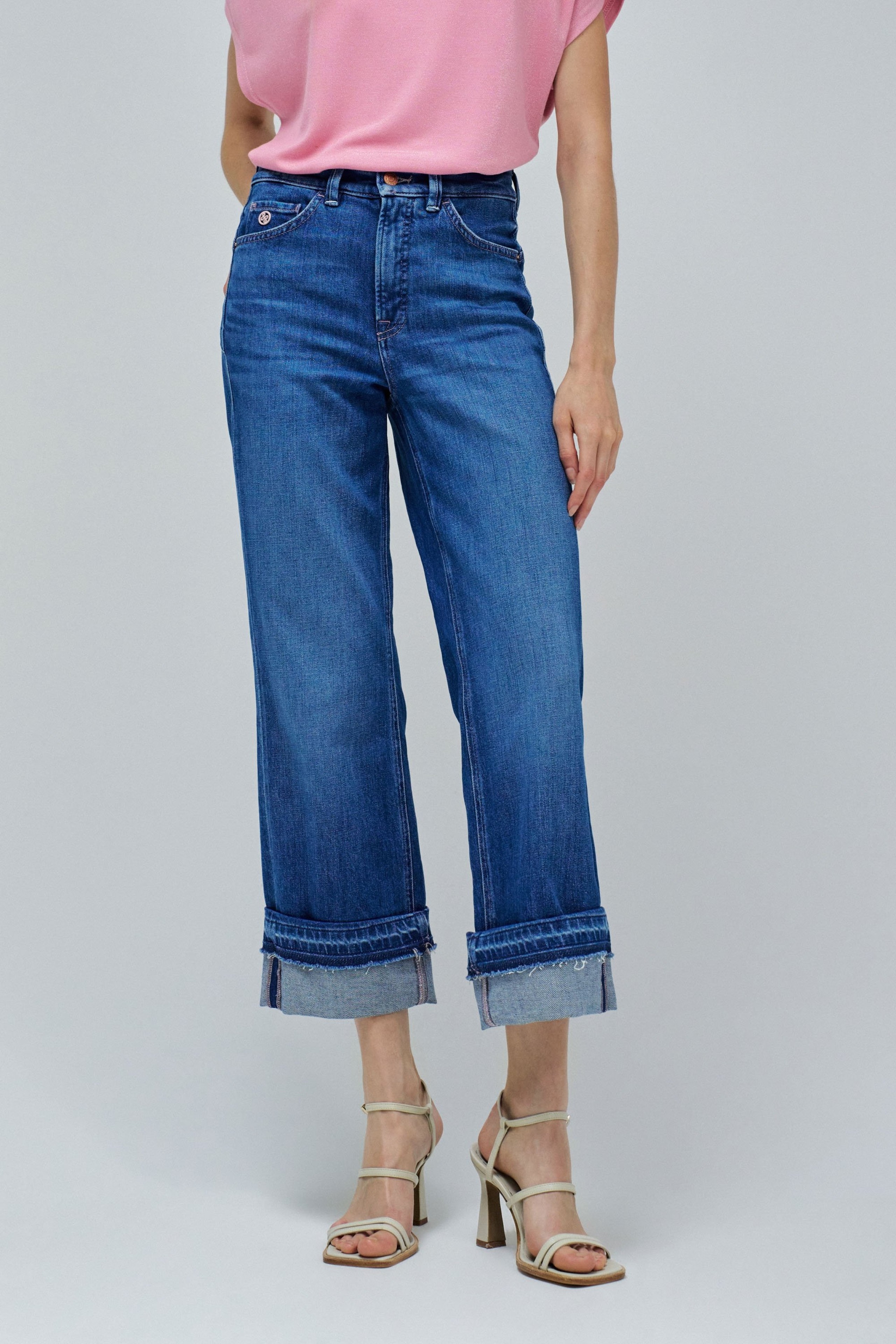 FAITH PUSH IN STRAIGHT JEANS