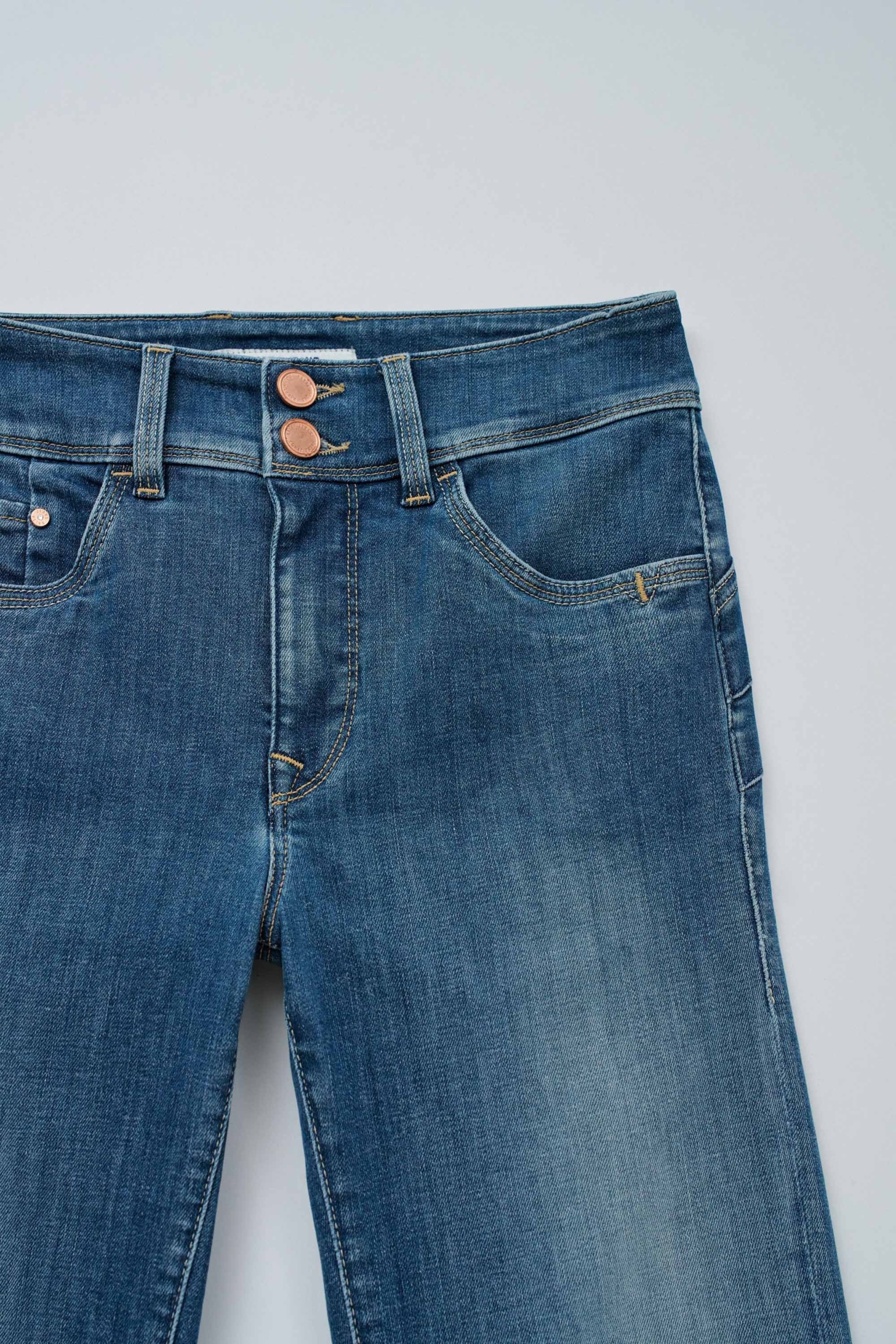 SECRET PUSH IN CROPPED SLIM JEANS