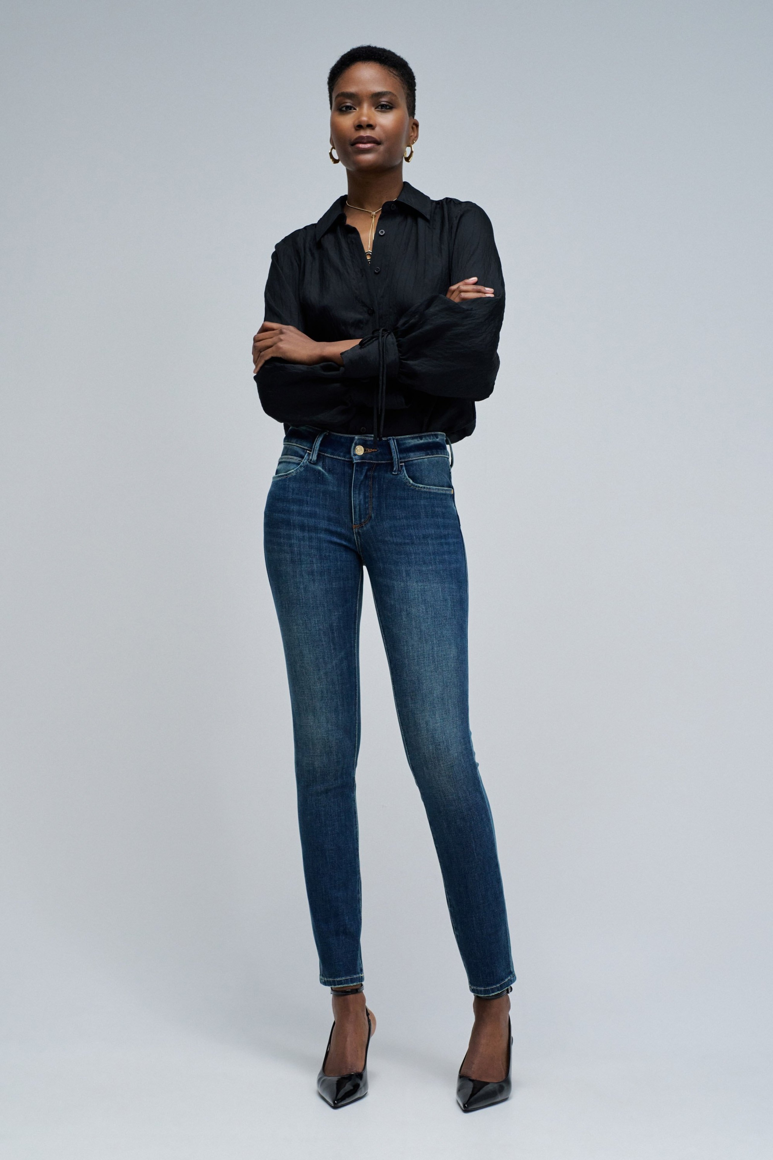 WONDER PUSH UP SKINNY JEANS