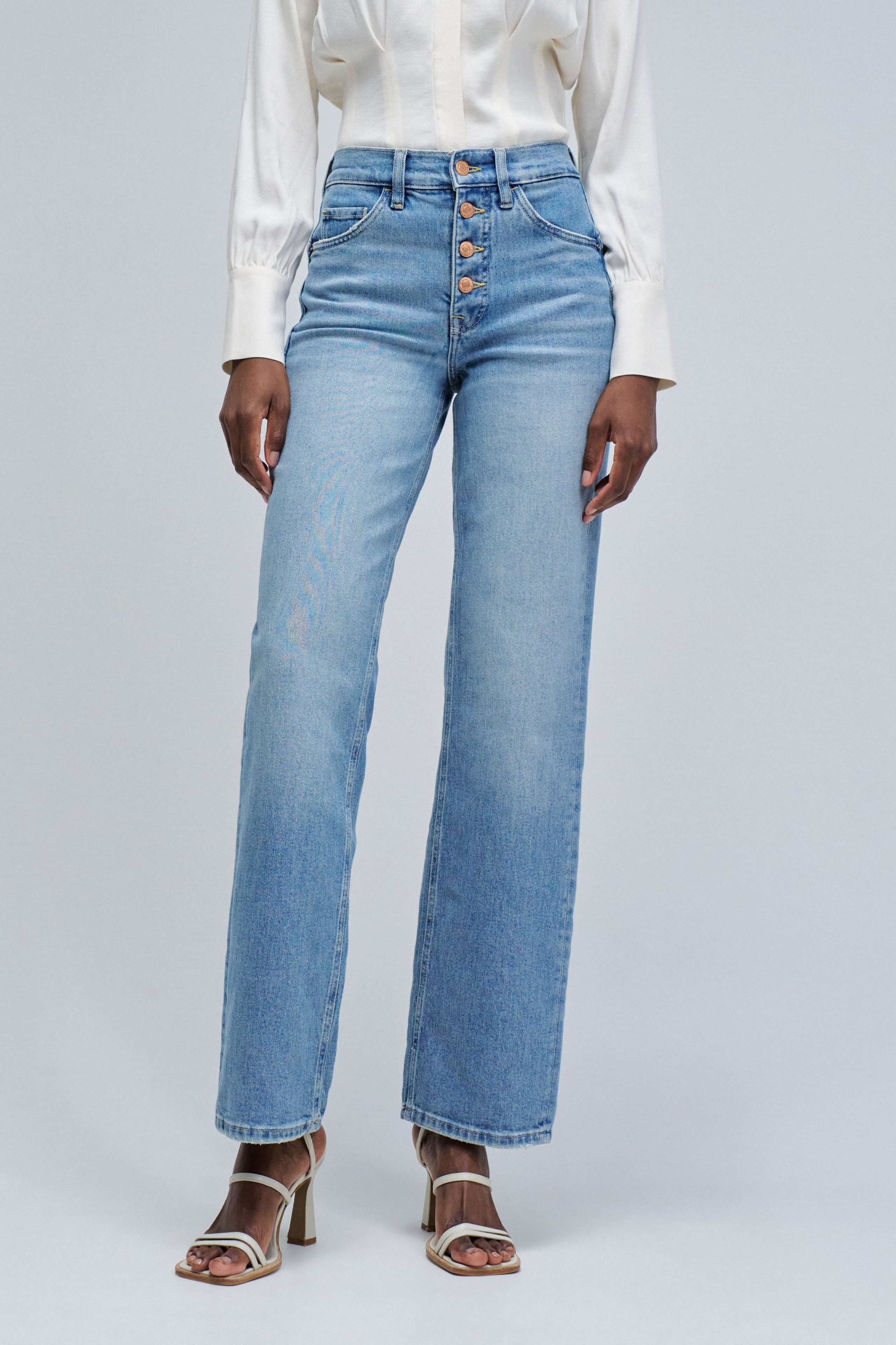 FAITH PUSH IN STRAIGHT JEANS