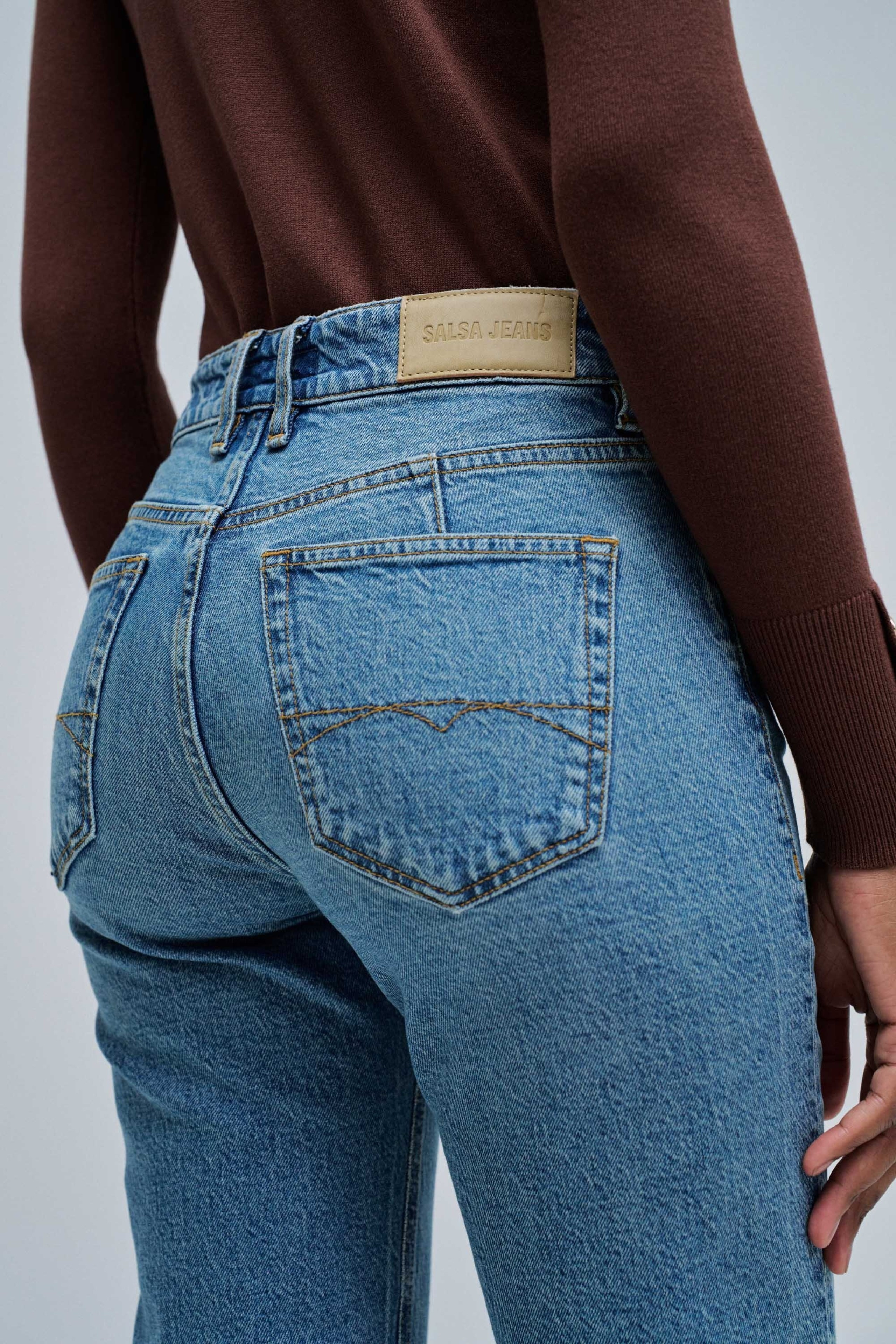 TRUE CROPPED SLIM JEANS