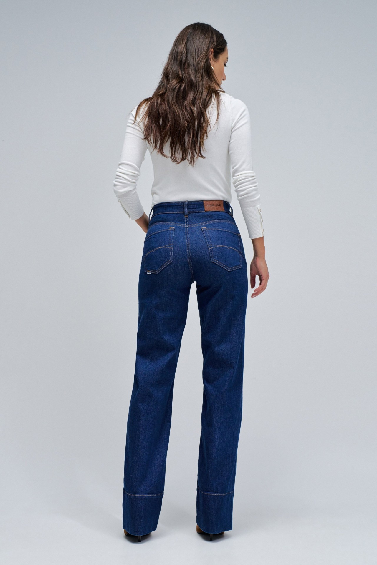 FAITH PUSH IN STRAIGHT JEANS