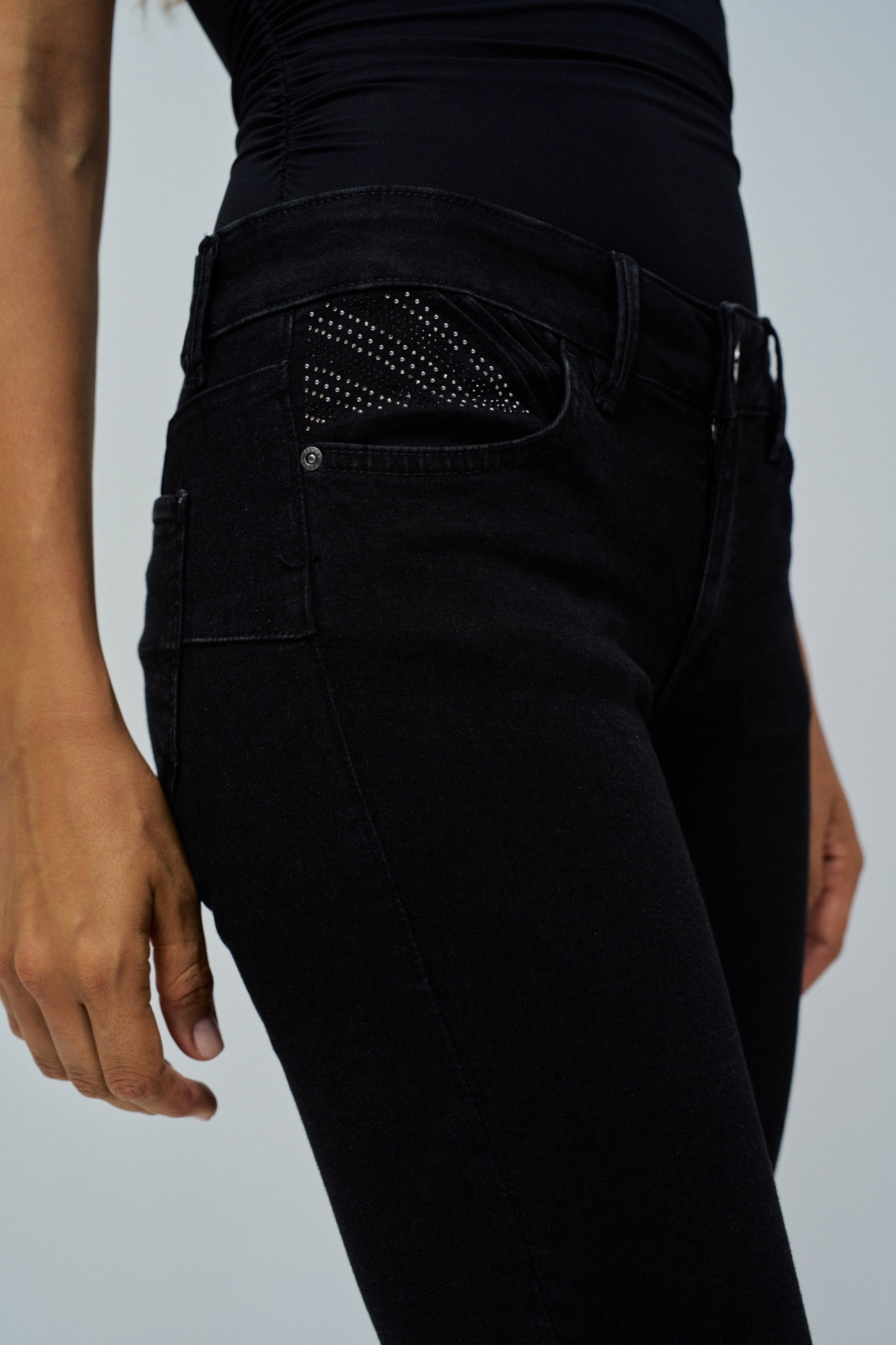 VAQUEROS WONDER PUSH UP SKINNY