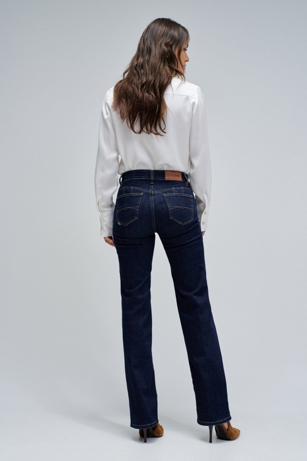 DESTINY PUSH UP STRAIGHT JEANS