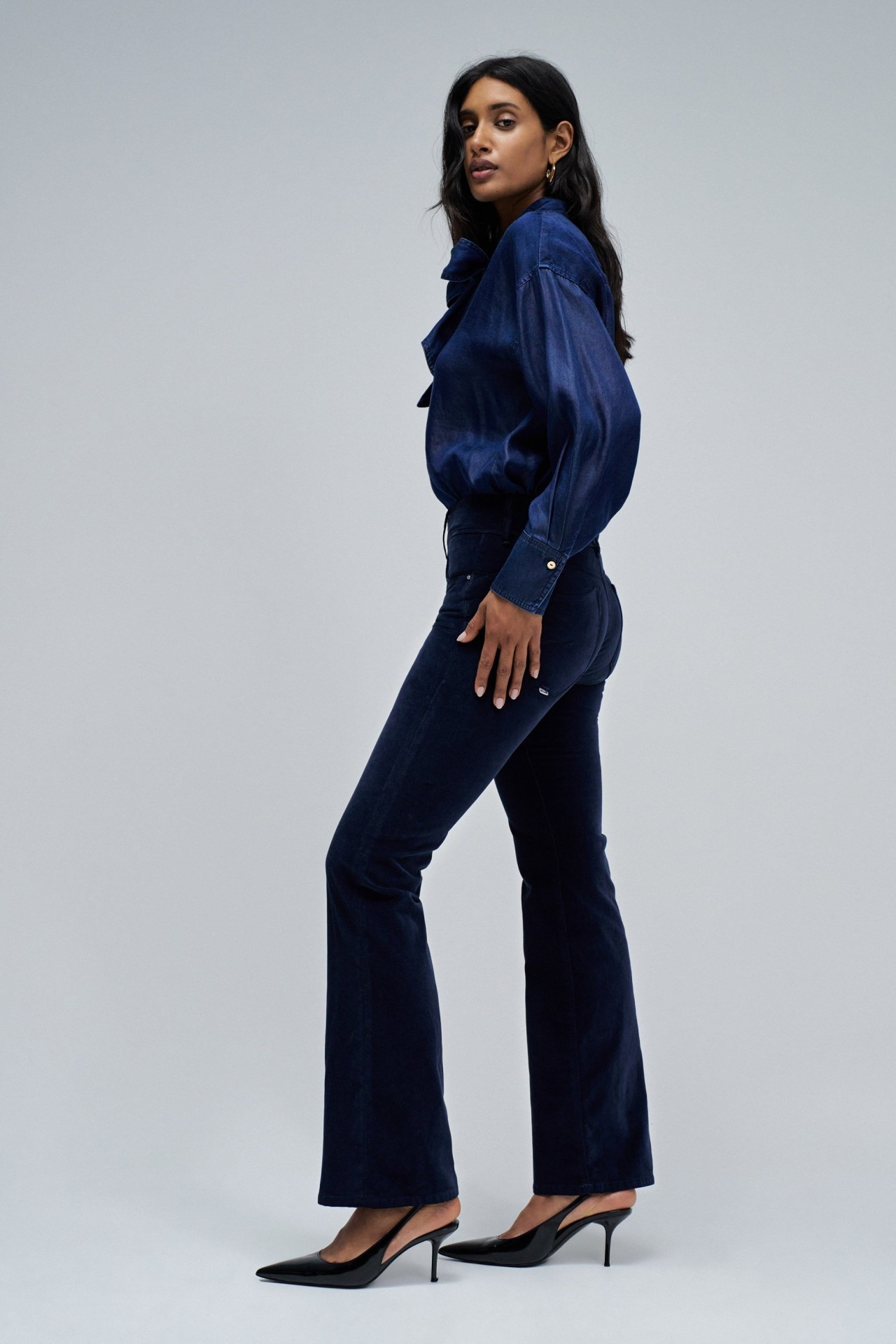 JEAN SECRET PUSH IN BOOTCUT EN VELOURS