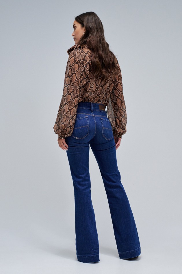 SECRET PUSH IN FLARE STAR CLUB JEANS