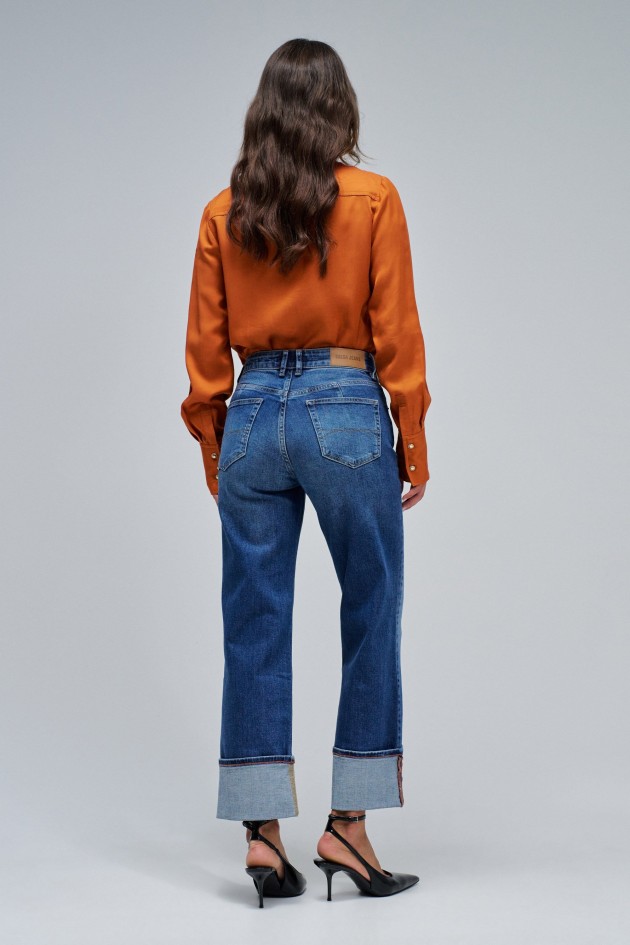 TRUE STRAIGHT JEANS