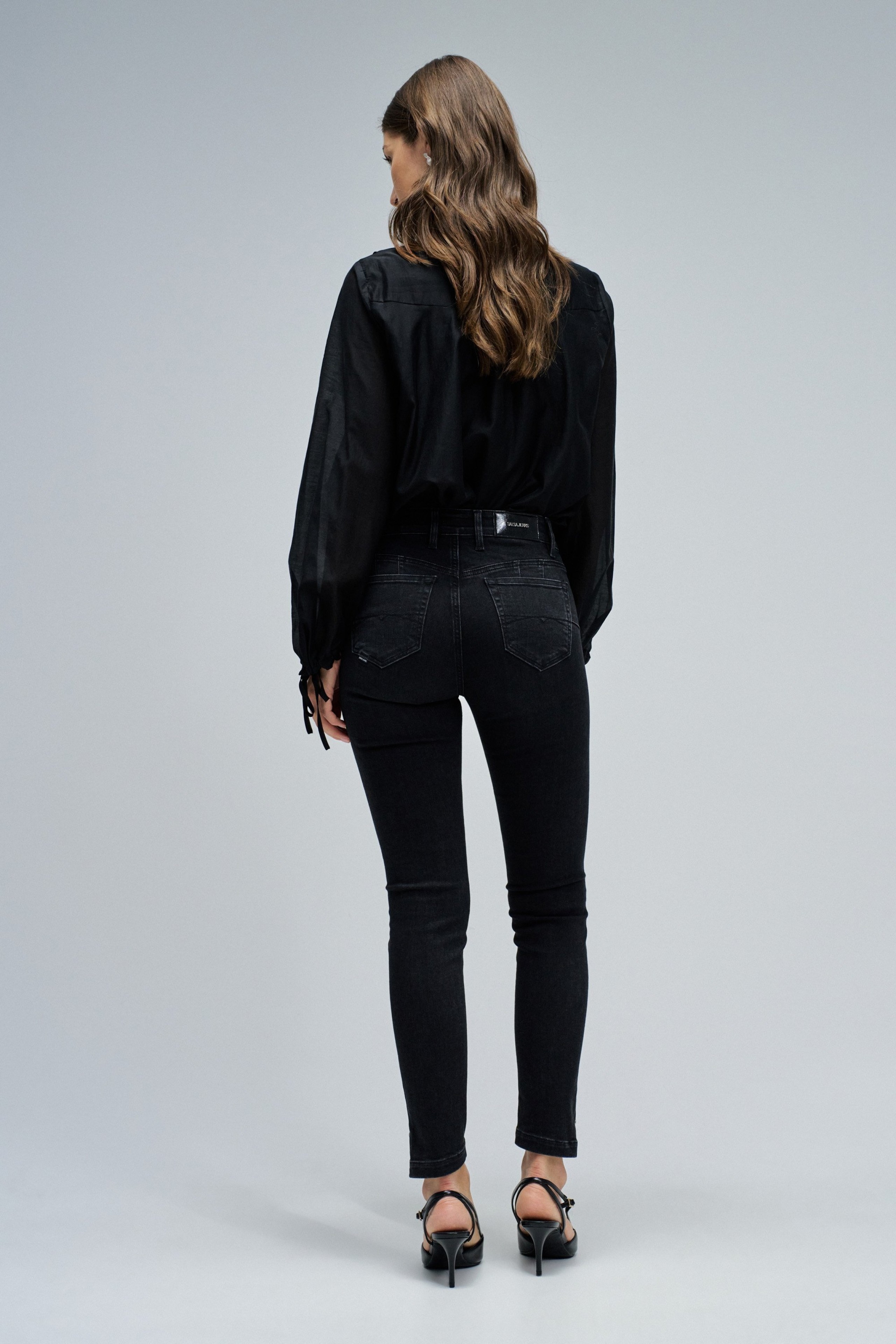 VAQUEROS DESTINY PUSH UP CROPPED SKINNY