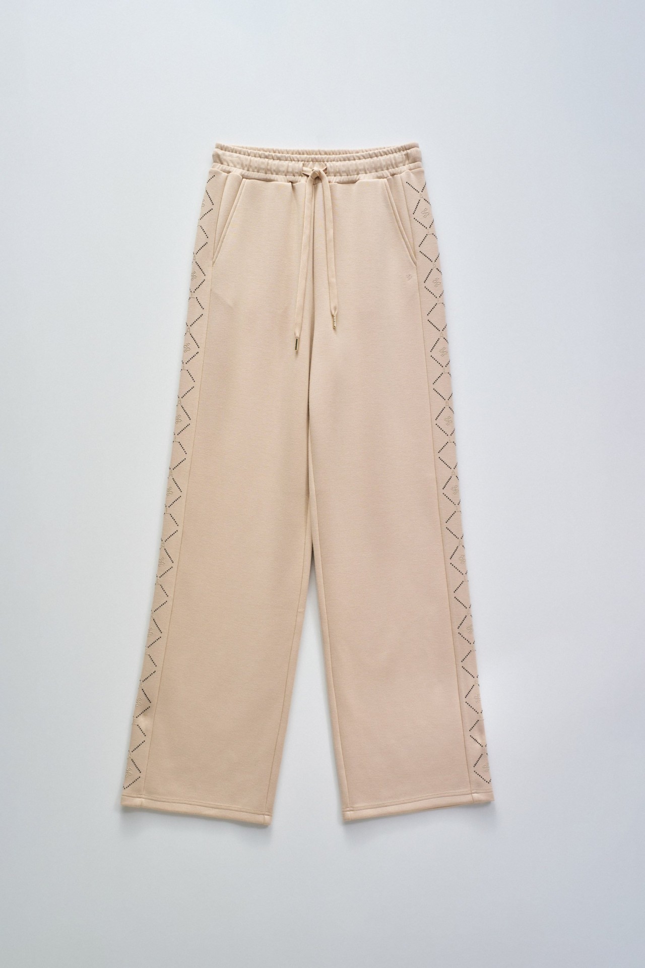 JOGGERS WITH STRAIGHT LEG TROUSERS