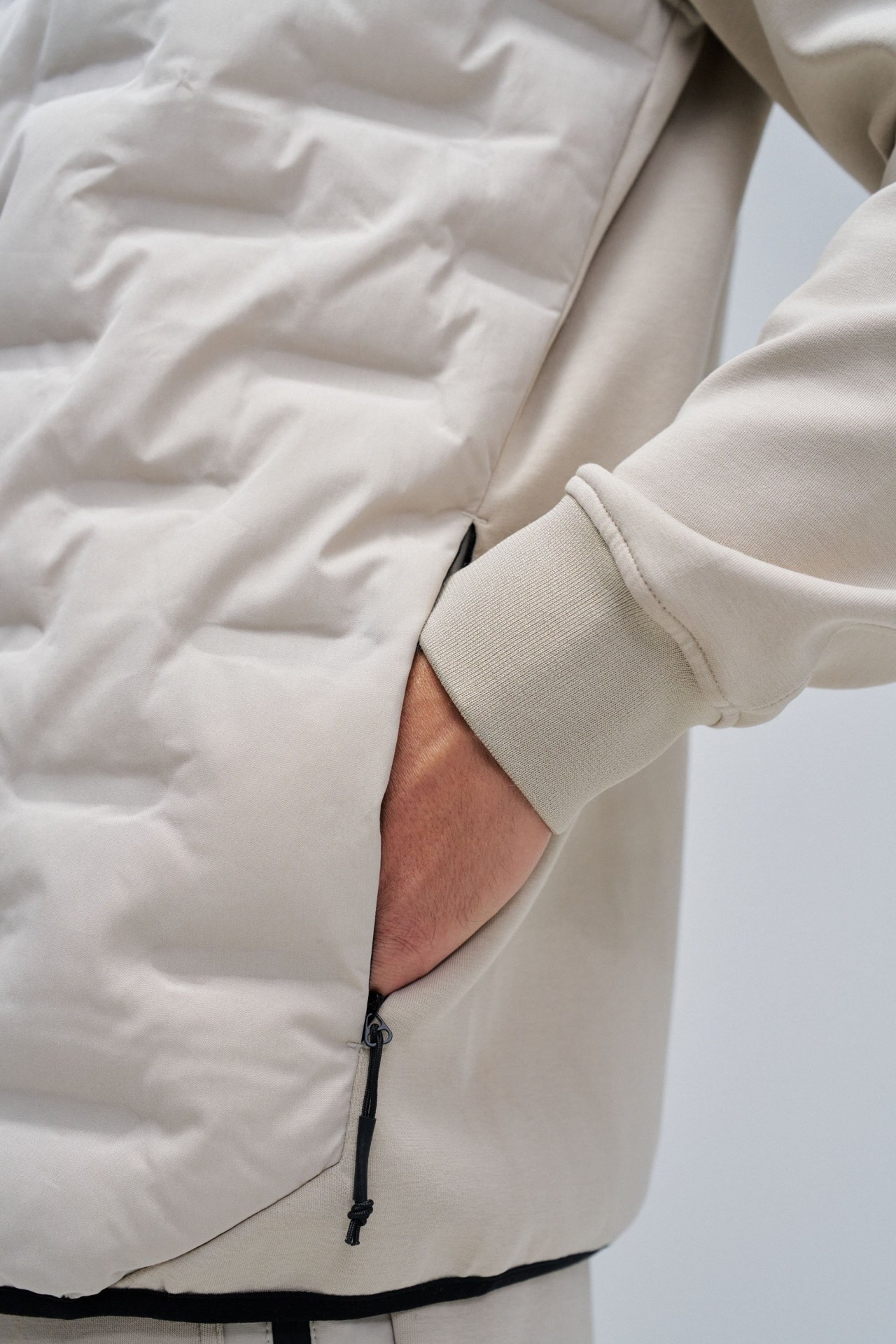 VESTE METALASSE AVEC MLANGE DE MATRIAUX