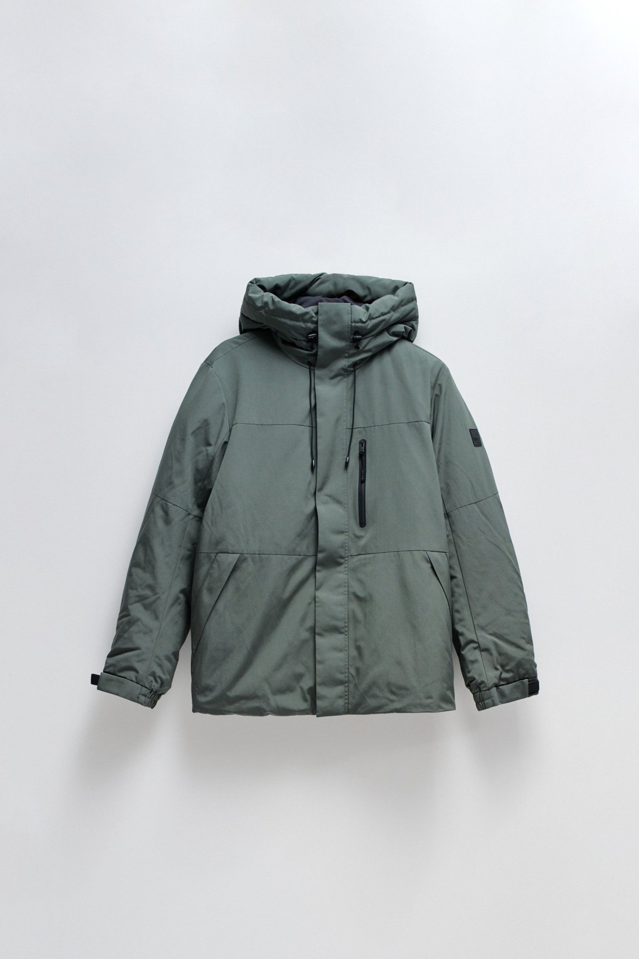 PARKA COM CAPUZ