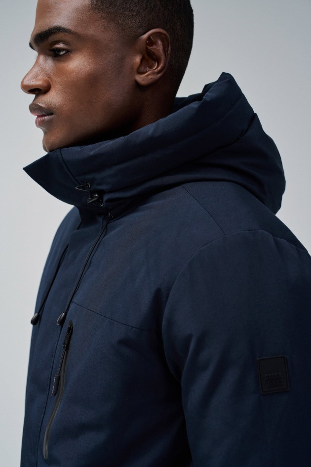 PARKA WITH HOOD