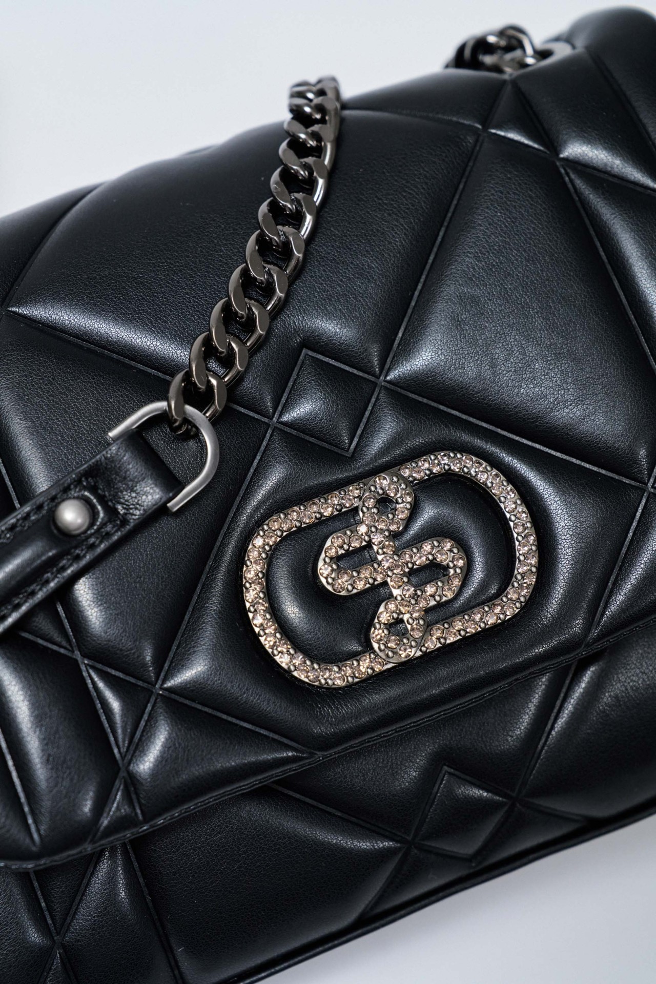 BOLSO ACOLCHADO EFECTO PIEL