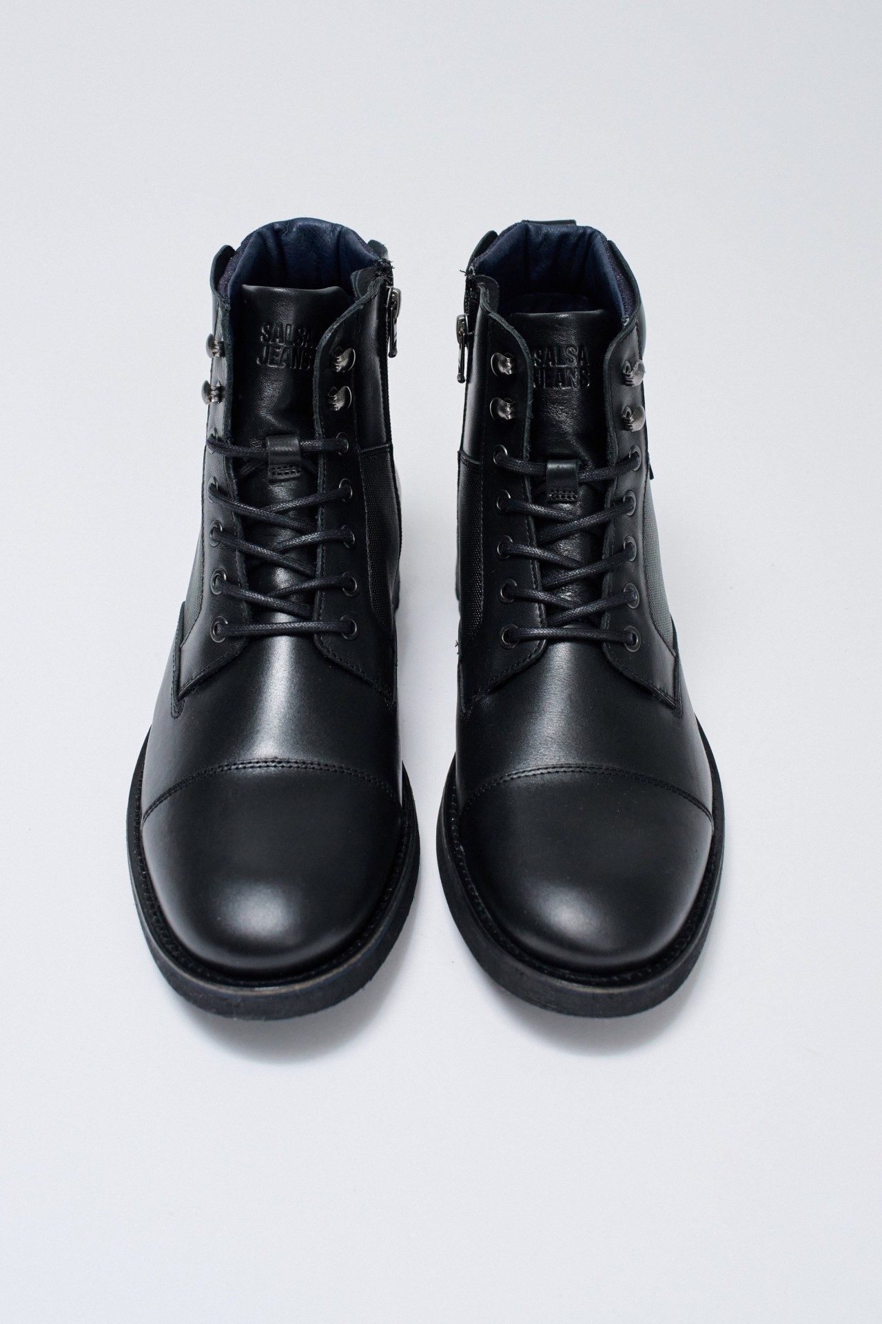 LEATHER LACE-UP BOOTS