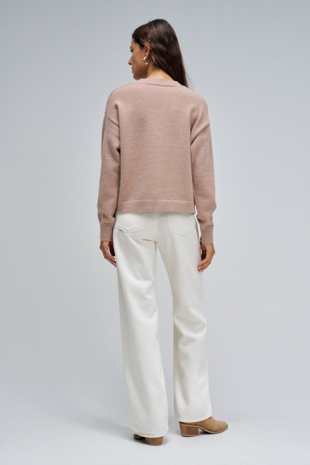 PULL EN MAILLE AVEC LOGO