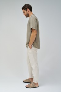 CAMISA EM DENIM LEVE