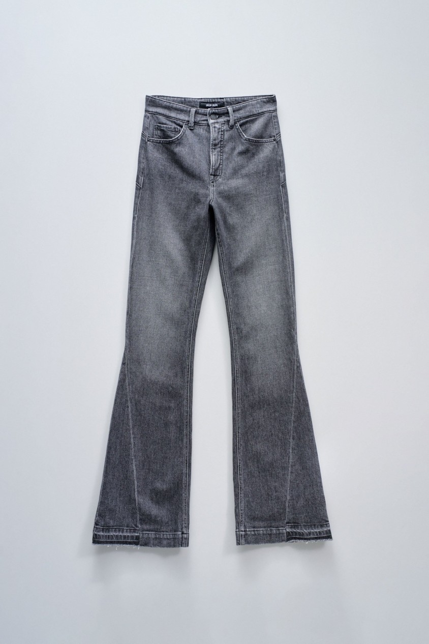 FAITH PUSH IN FLARE JEANS
