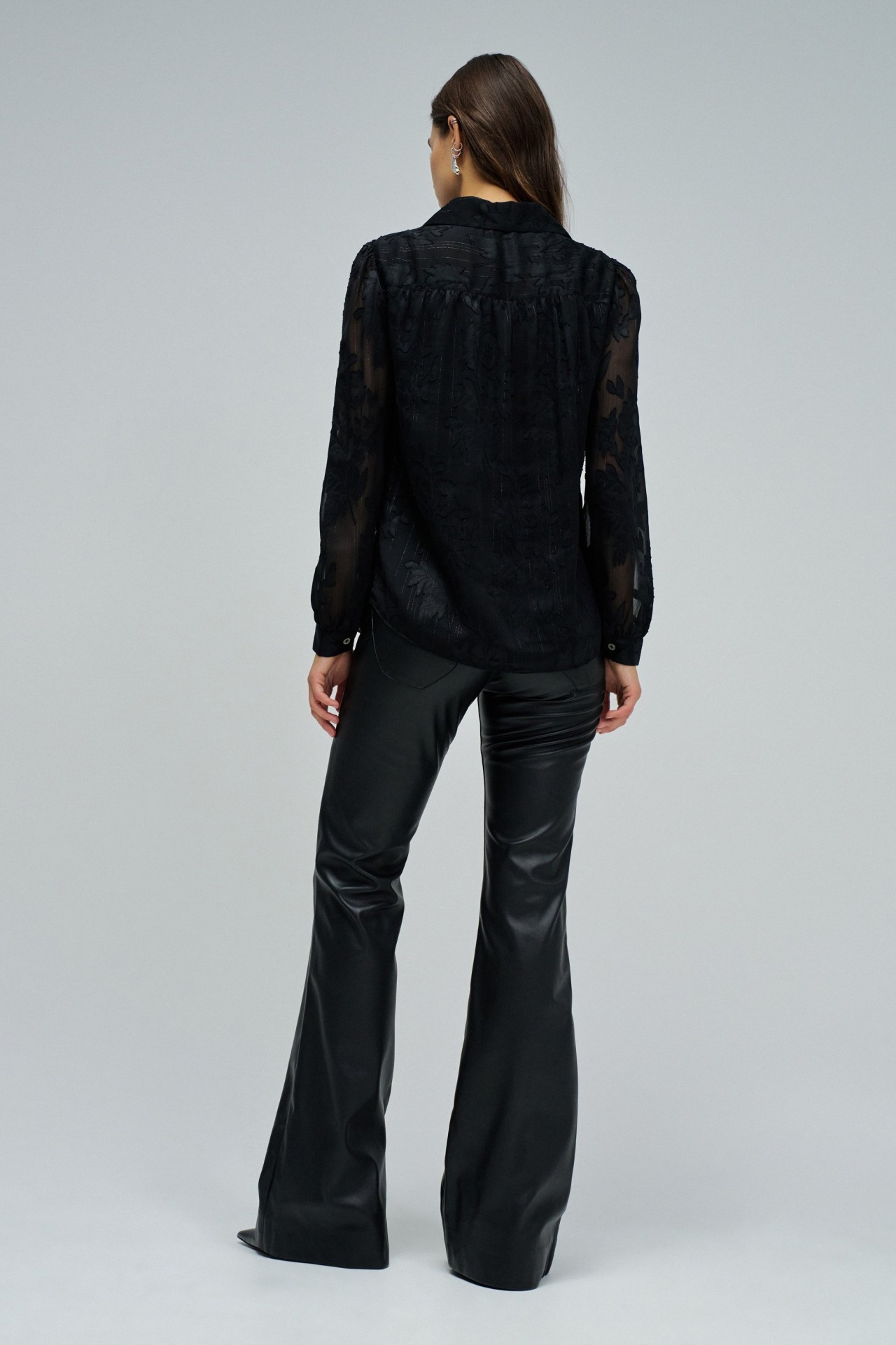 BLUSA COM JACQUARD