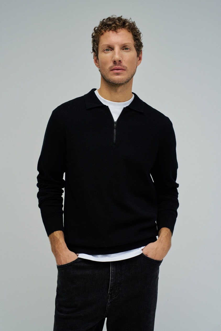 KNIT SWEATER WITH HALF ZIP