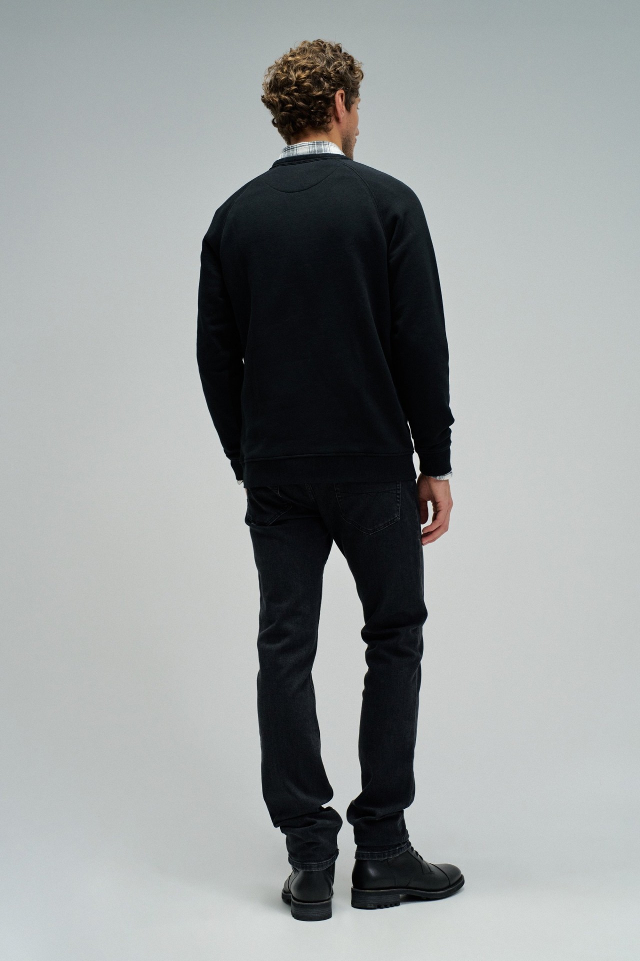 SWEATSHIRT COM BRANDING