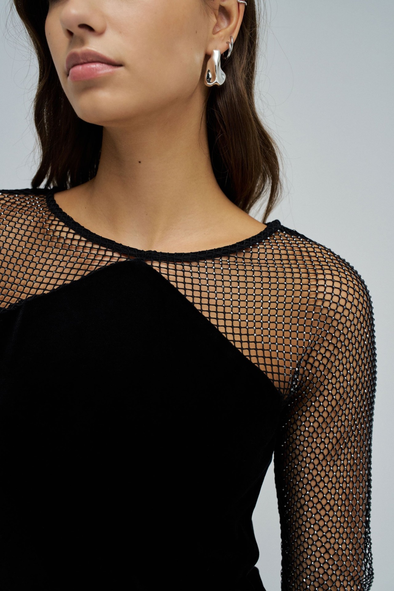 CAMISOLA DE VELUDO COM BRILHANTES