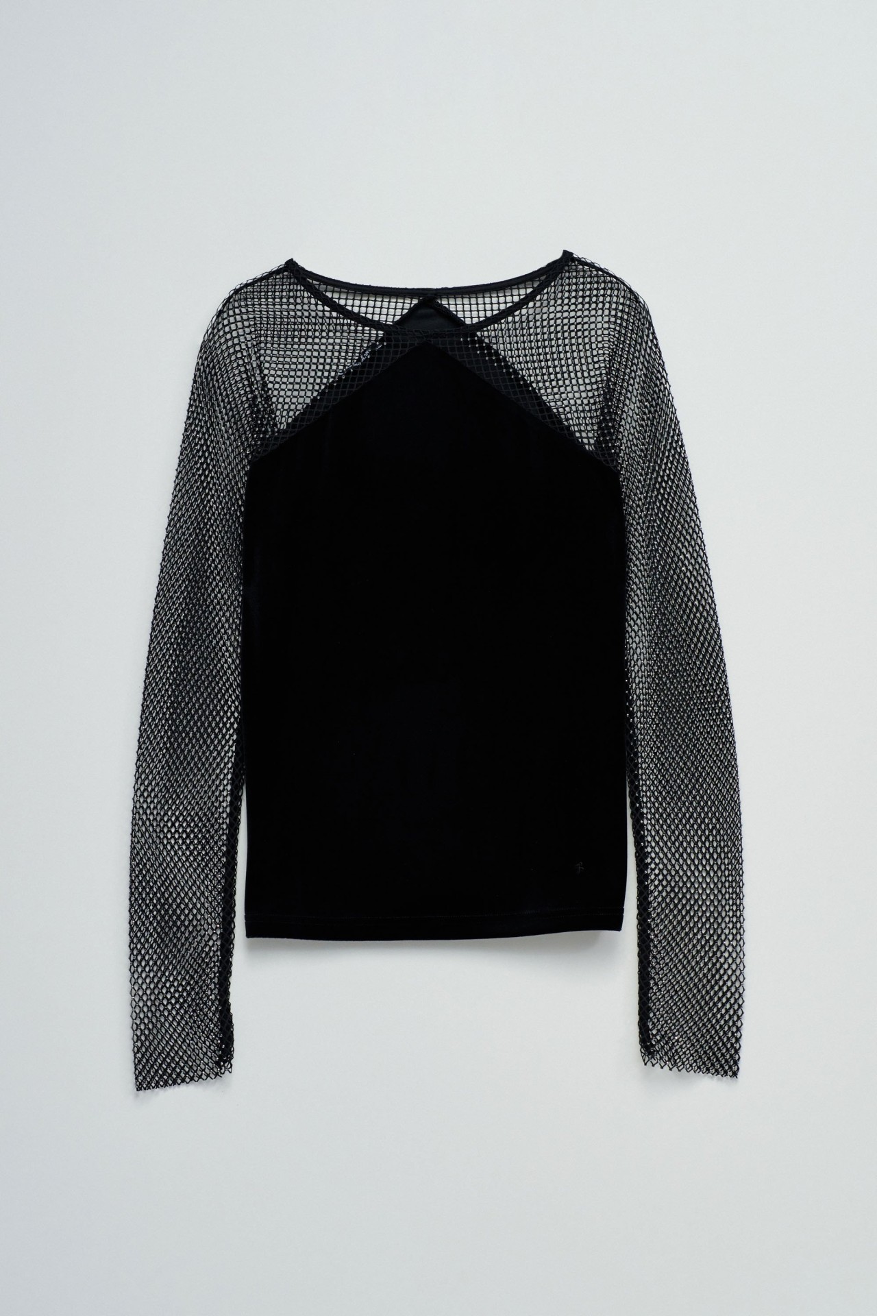 CAMISOLA DE VELUDO COM BRILHANTES