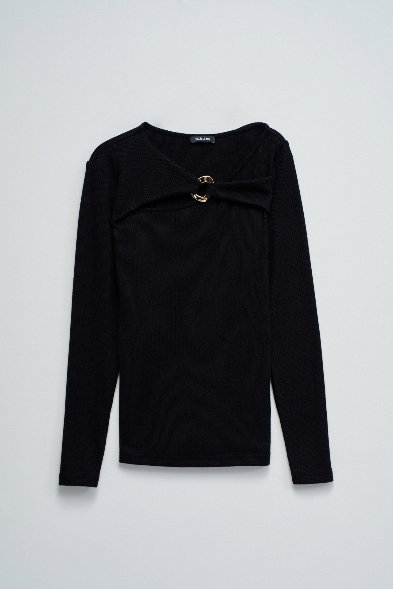 PULL EN MAILLE CTELE