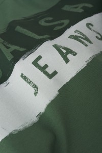 T-SHIRT BRANDING OUT