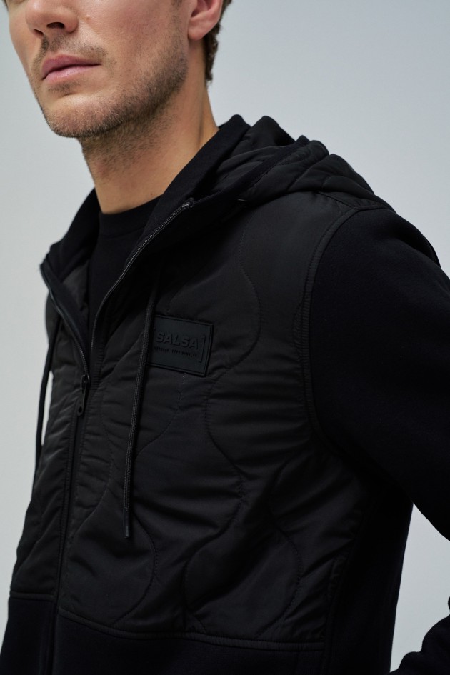 MANTEL AUS MATERIALMIX