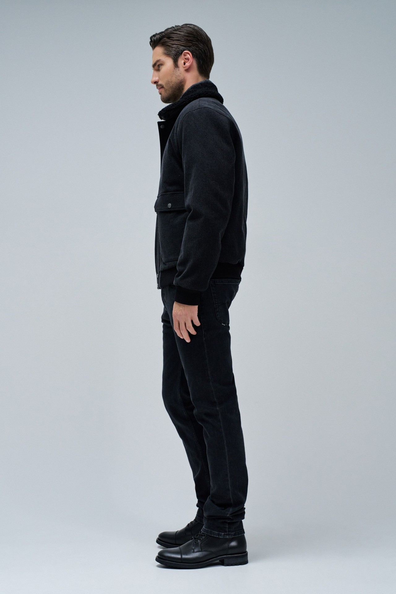 VESTE BOMBER AVEC COL EN FOURRURE