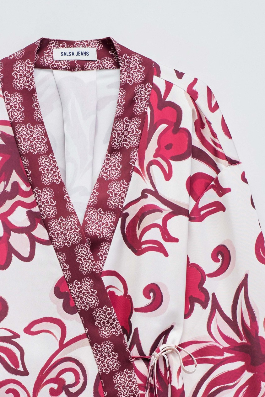 KIMONO À IMPRIMÉ FLORAL